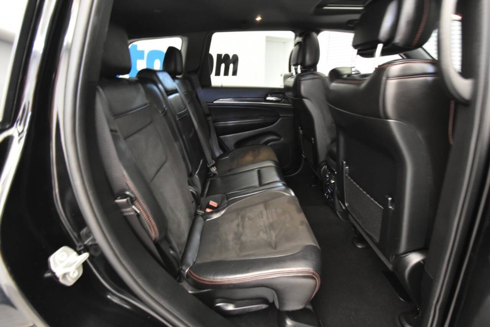 2020 Jeep Grand Cherokee Trailhawk 4x4 4dr SUV, Black, Mileage: 91,543 - photo 16