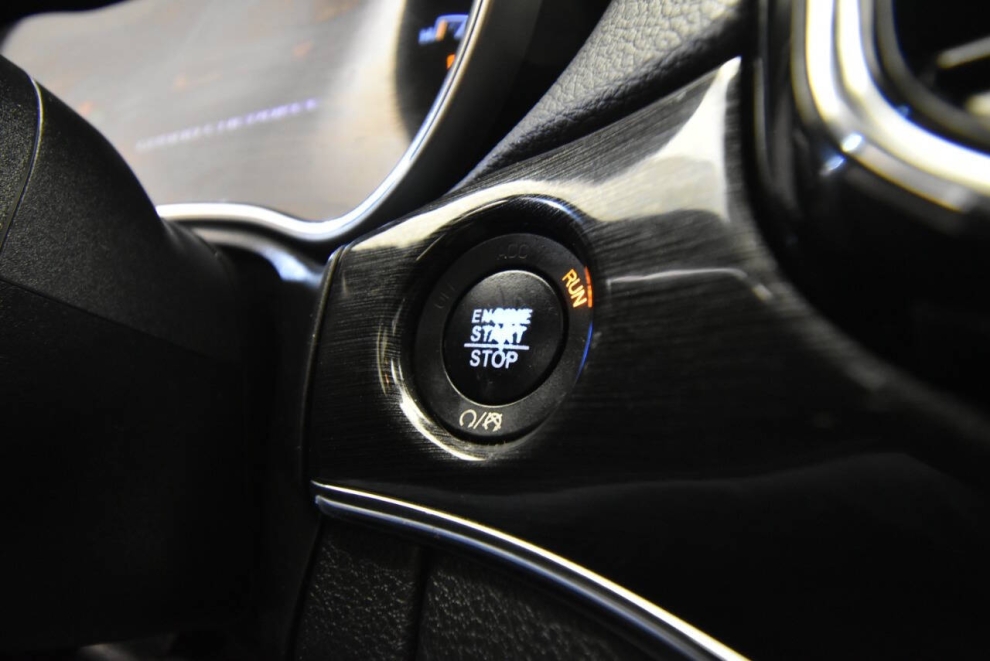 2020 Jeep Grand Cherokee Trailhawk 4x4 4dr SUV, Black, Mileage: 91,543 - photo 19