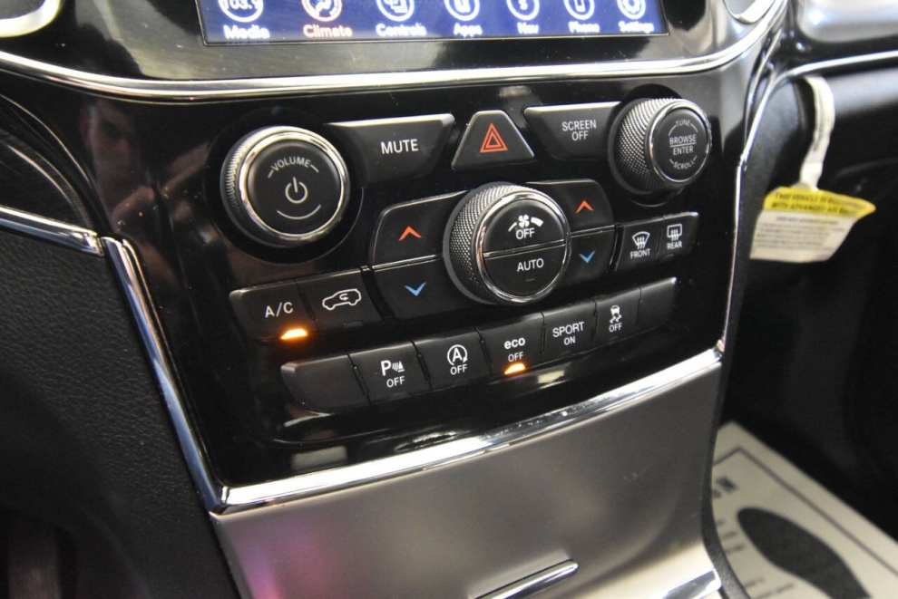 2020 Jeep Grand Cherokee Trailhawk 4x4 4dr SUV, Black, Mileage: 91,543 - photo 21