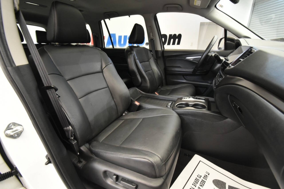 2021 Honda Pilot SE AWD 4dr SUV, White, Mileage: 48,097 - photo 16