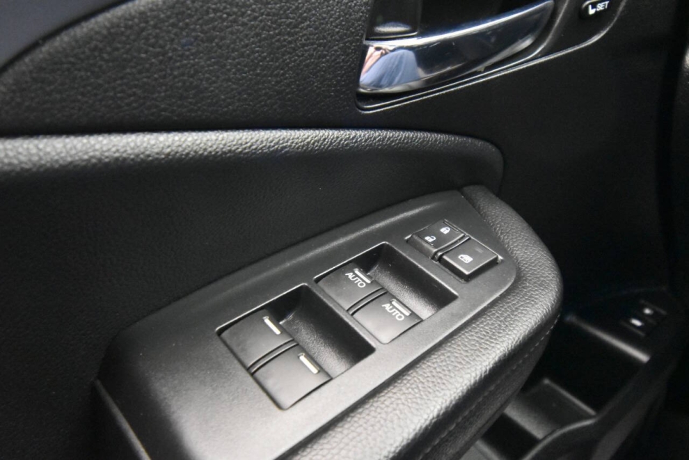 2021 Honda Pilot SE AWD 4dr SUV, White, Mileage: 48,097 - photo 29