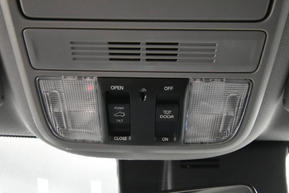2021 Honda Pilot SE AWD 4dr SUV, White, Mileage: 48,097 - photo 30