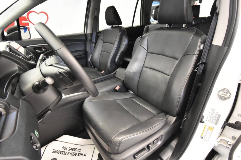 2021 Honda Pilot SE AWD 4dr SUV, White, Mileage: 48,097 - photo 9
