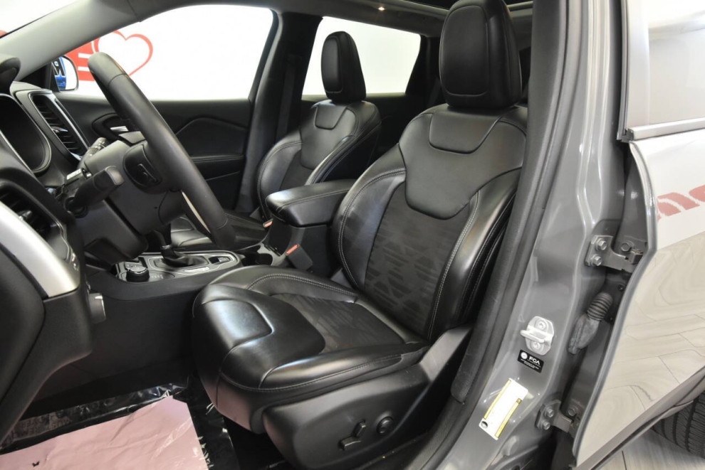 2022 Jeep Cherokee X 4x4 4dr SUV, Gris, Mileage: 48,340 - photo 9