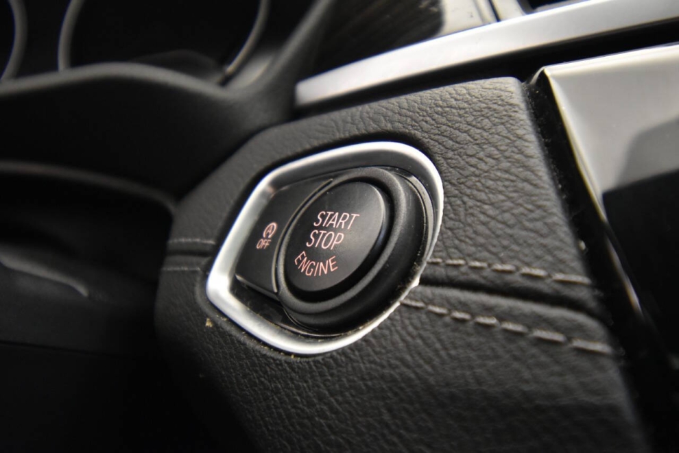 2021 BMW X1 sDrive28i 4dr Sports Activity Vehicle, Blue, Mileage: 29,827 - photo 19