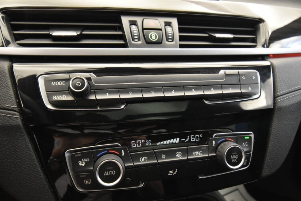 2021 BMW X1 sDrive28i 4dr Sports Activity Vehicle, Blue, Mileage: 29,827 - photo 21
