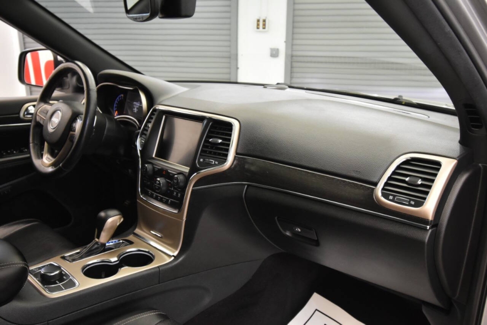 2017 Jeep Grand Cherokee Limited, Silver, Mileage: 98,501 - photo 14