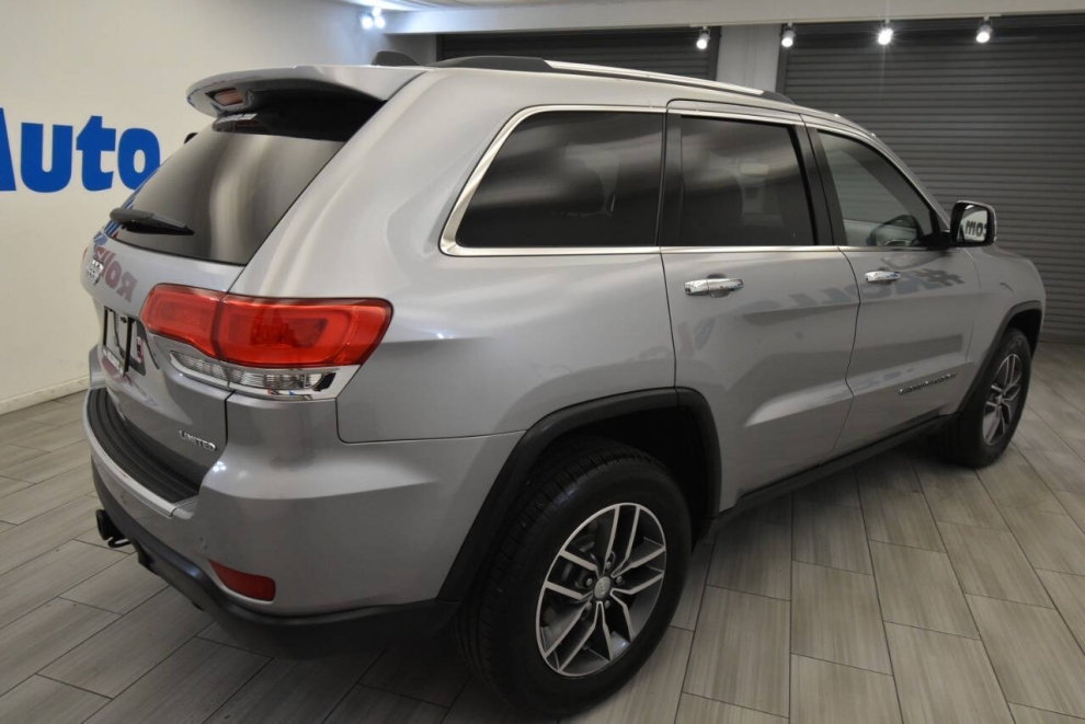 2017 Jeep Grand Cherokee Limited, Silver, Mileage: 98,501 - photo 4
