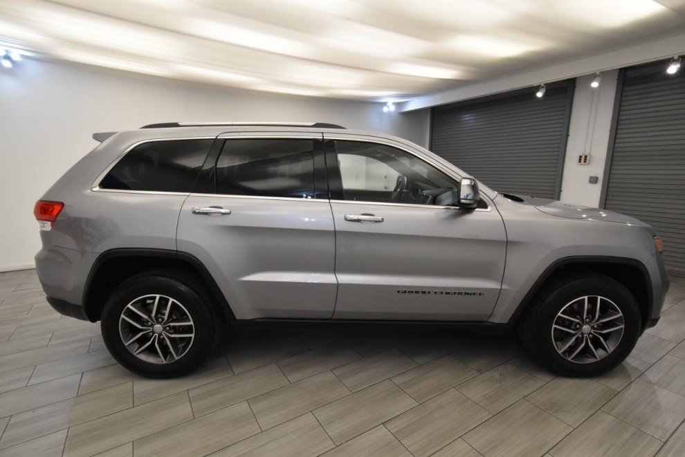 2017 Jeep Grand Cherokee Limited, Silver, Mileage: 98,501 - photo 5