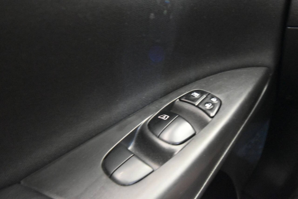 2019 Nissan Sentra SV, Blue, Mileage: 72,268 - photo 27