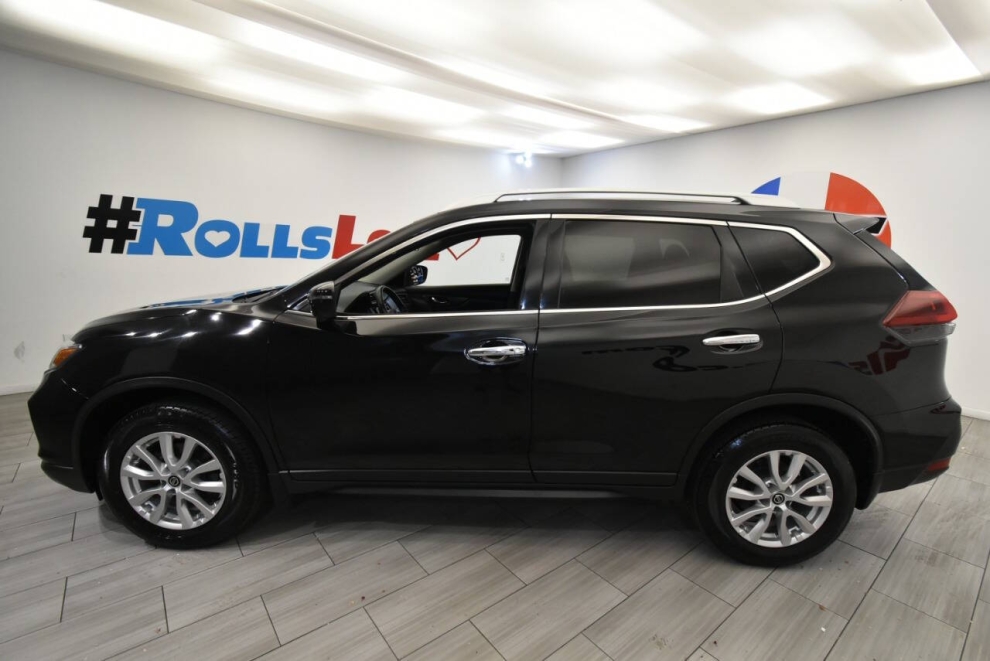 2018 Nissan Rogue SV, Black, Mileage: 105,124 - photo 1
