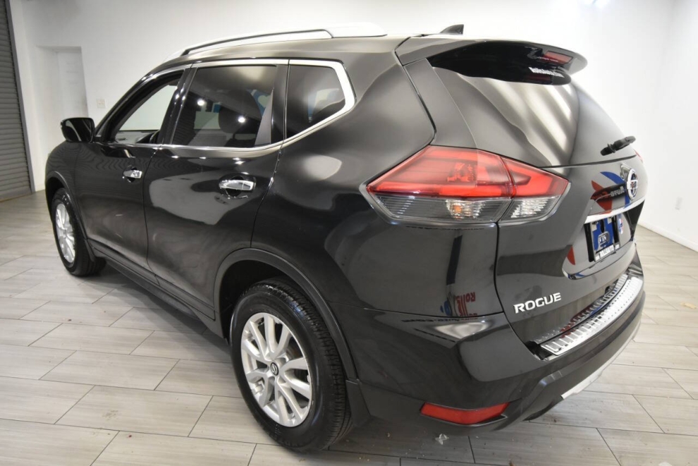 2018 Nissan Rogue SV, Black, Mileage: 105,124 - photo 2