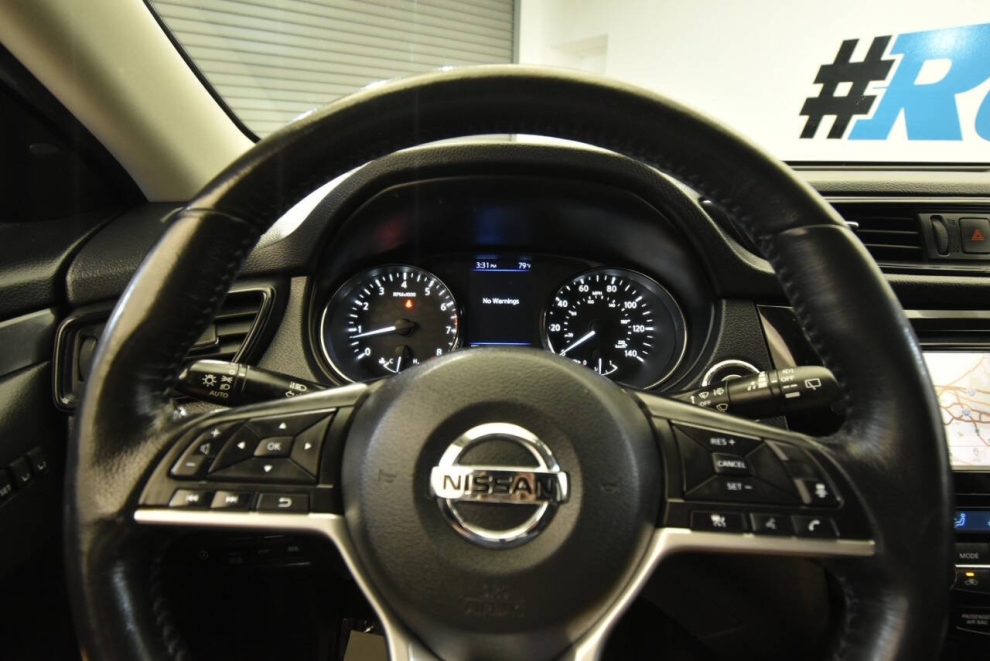 2018 Nissan Rogue SV, Black, Mileage: 105,124 - photo 23