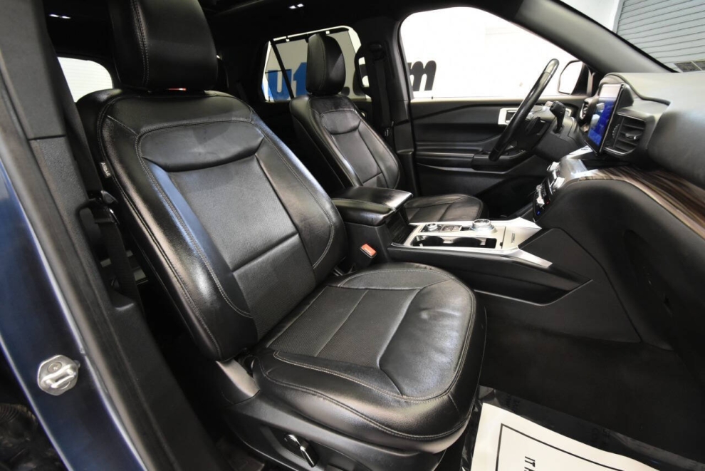 2020 Ford Explorer Limited AWD 4dr SUV, Blue, Mileage: 100,884 - photo 16