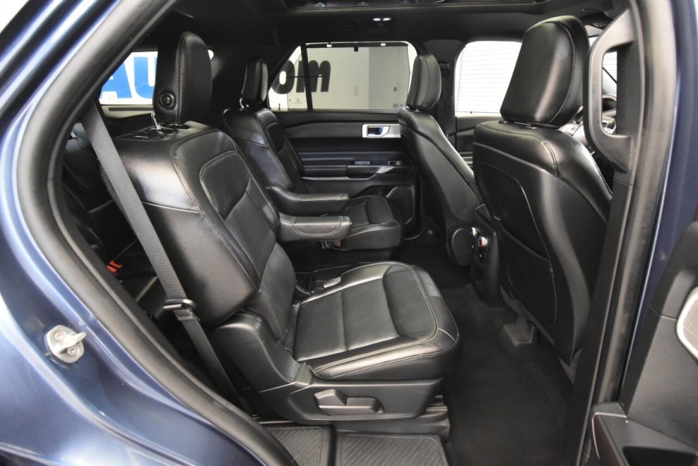 2020 Ford Explorer Limited AWD 4dr SUV, Blue, Mileage: 100,884 - photo 17