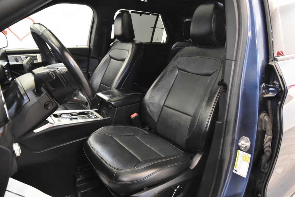 2020 Ford Explorer Limited AWD 4dr SUV, Blue, Mileage: 100,884 - photo 9