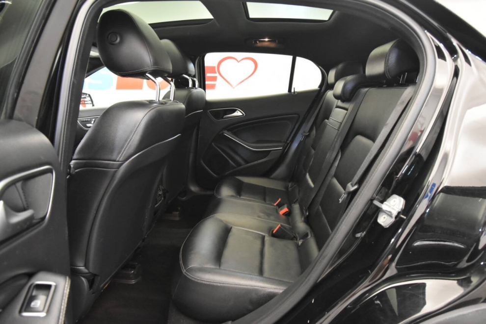 2019 Mercedes-Benz GLA GLA 250 4MATIC AWD 4dr SUV, Black, Mileage: 88,526 - photo 12