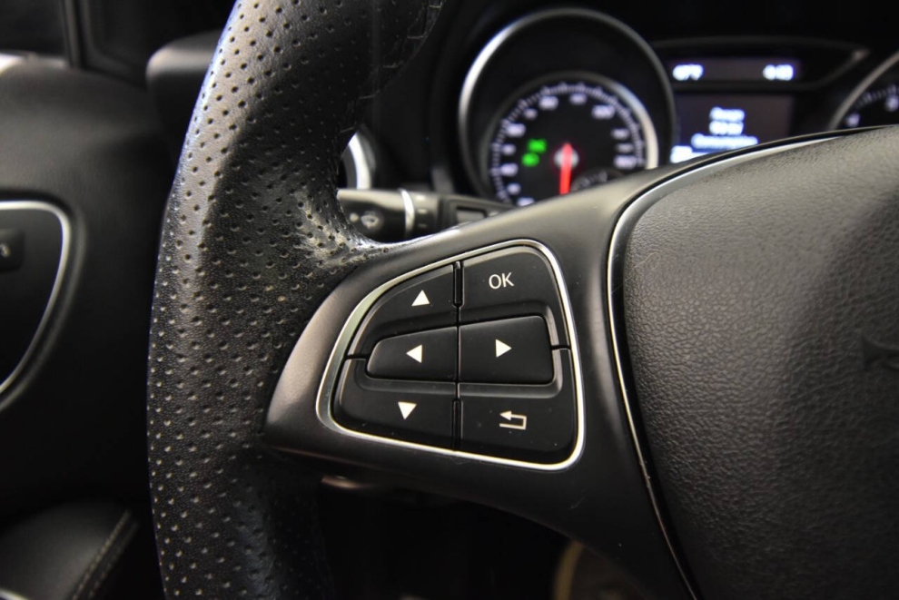 2019 Mercedes-Benz GLA GLA 250 4MATIC AWD 4dr SUV, Black, Mileage: 88,526 - photo 24