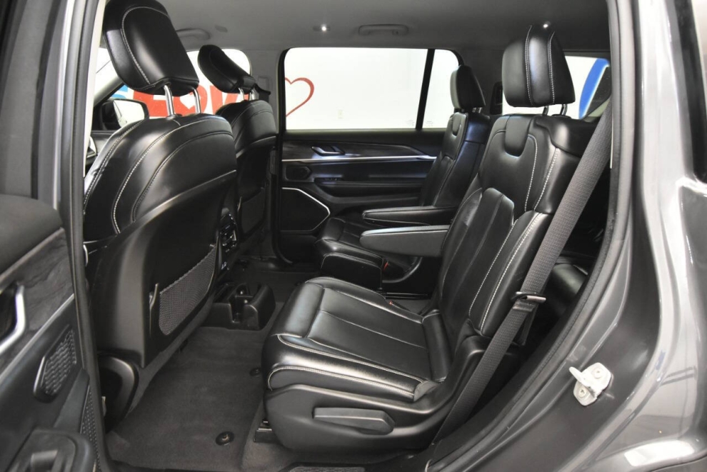 2021 Jeep Grand Cherokee L Limited 4x4 4dr SUV, Gray, Mileage: 91,730 - photo 12