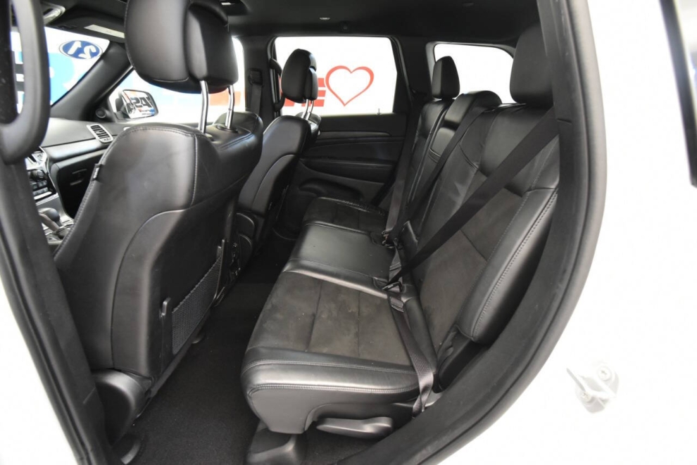 2021 Jeep Grand Cherokee Laredo X, White, Mileage: 71,601 - photo 12