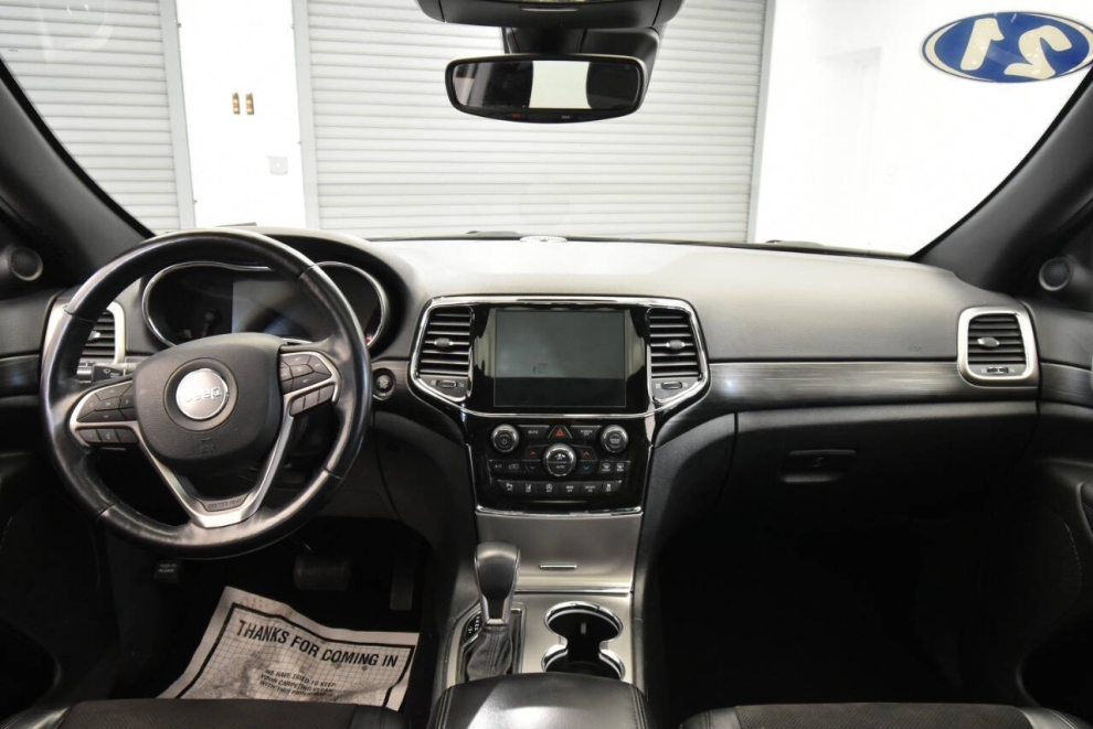2021 Jeep Grand Cherokee Laredo X, White, Mileage: 71,601 - photo 18