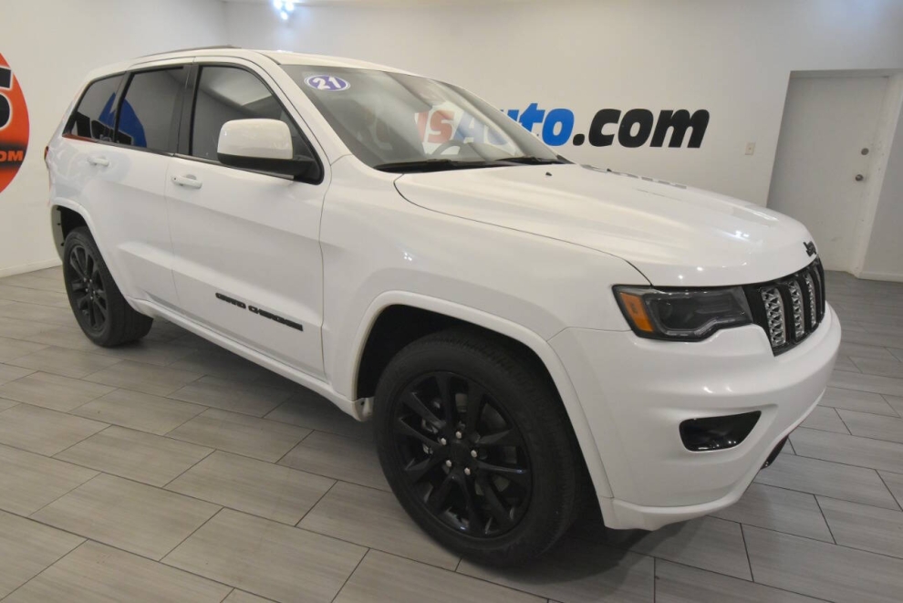 2021 Jeep Grand Cherokee Laredo X, White, Mileage: 71,601 - photo 6