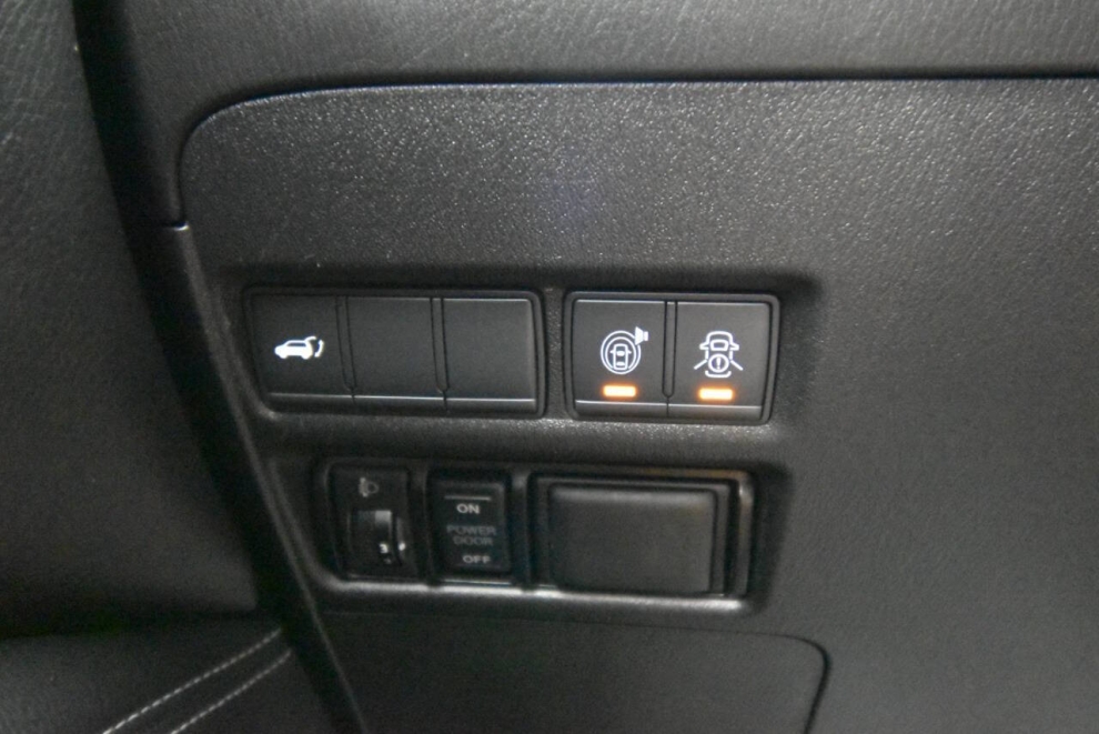 2019 Nissan Armada SL, Silver, Mileage: 91,814 - photo 33