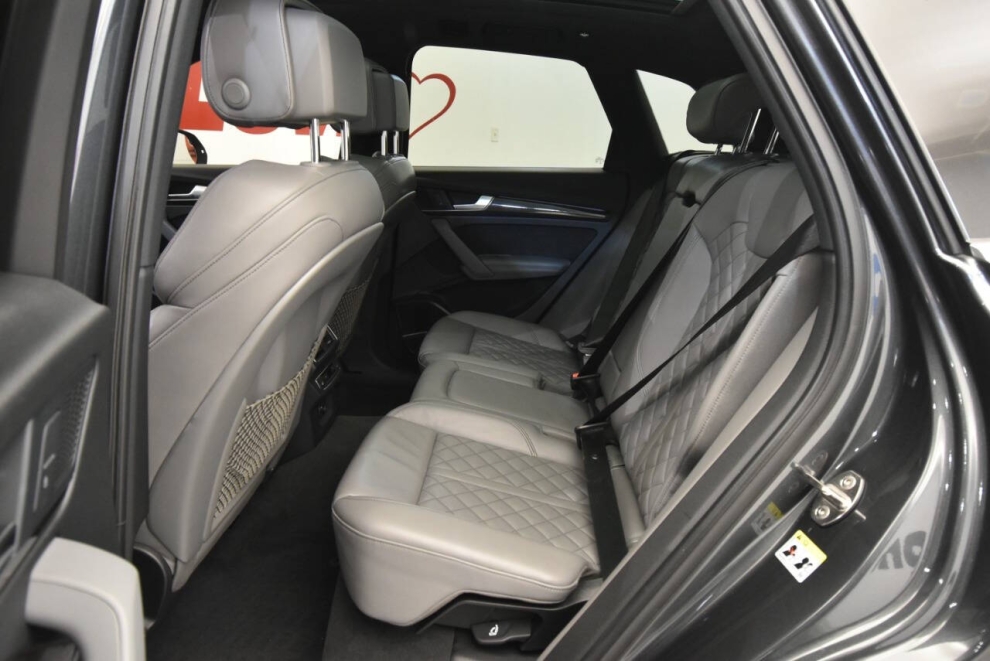 2018 Audi SQ5 3.0T quattro Prestige AWD 4dr SUV, Gray, Mileage: 82,197 - photo 12