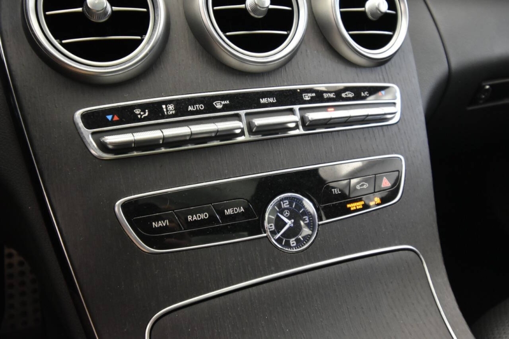 2021 Mercedes-Benz C-Class C 300 4MATIC AWD 4dr Sedan, Silver, Mileage: 84,420 - photo 21