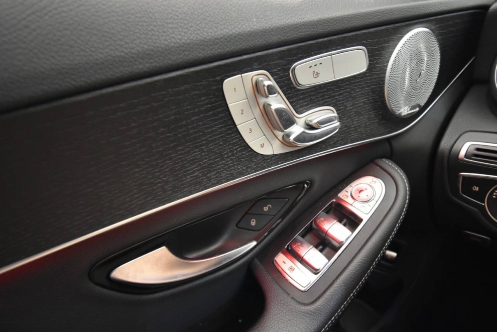 2021 Mercedes-Benz C-Class C 300 4MATIC AWD 4dr Sedan, Silver, Mileage: 84,420 - photo 30
