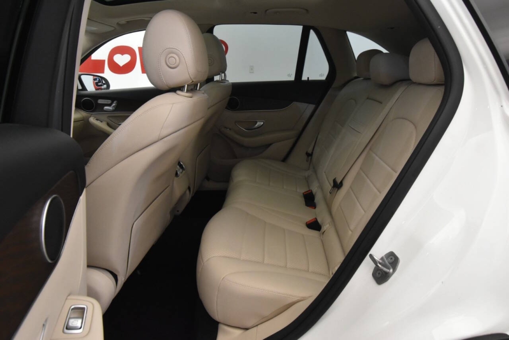 2019 Mercedes-Benz GLC GLC 300 4MATIC AWD 4dr SUV, White, Mileage: 82,165 - photo 12