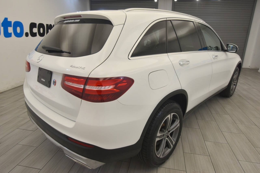 2019 Mercedes-Benz GLC GLC 300 4MATIC AWD 4dr SUV, White, Mileage: 82,165 - photo 4