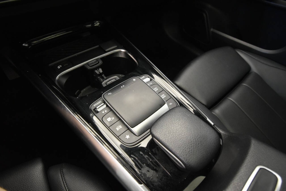 2021 Mercedes-Benz GLA GLA 250 4MATIC AWD 4dr SUV, Silver, Mileage: 64,409 - photo 20