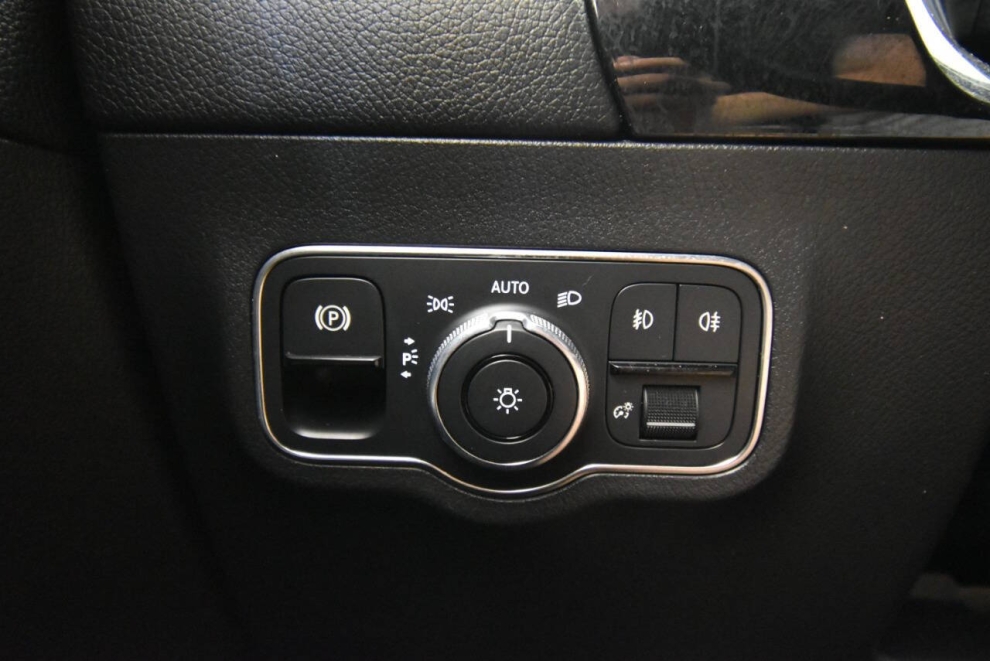 2021 Mercedes-Benz GLA GLA 250 4MATIC AWD 4dr SUV, Silver, Mileage: 64,409 - photo 29