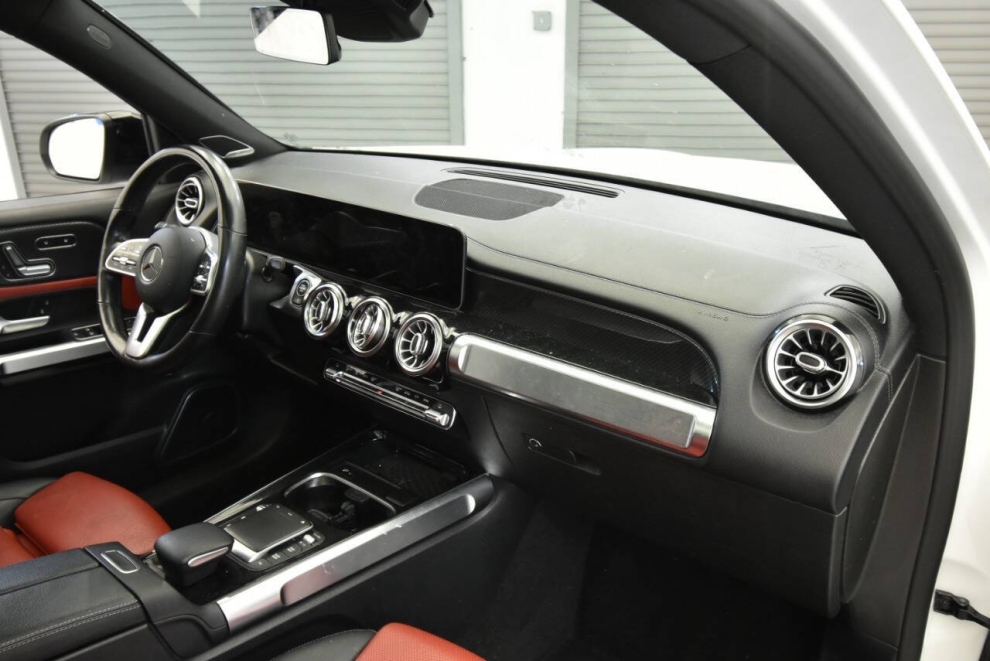 2021 Mercedes-Benz GLB GLB 250 4MATIC AWD 4dr SUV, White, Mileage: 41,098 - photo 13