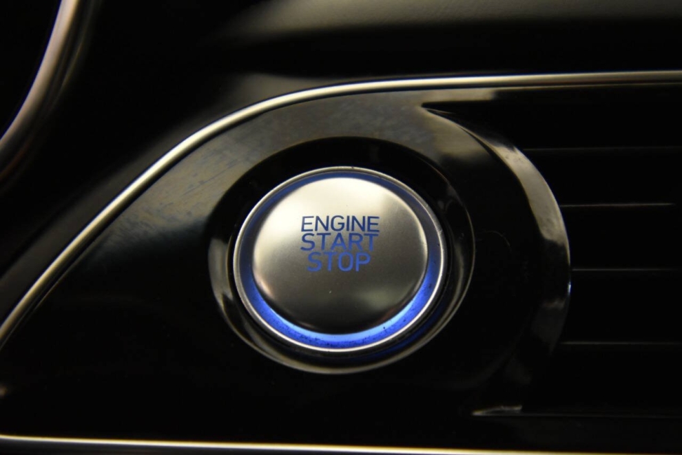 2021 Genesis G70 HTRAC, Blue, Mileage: 85,657 - photo 19