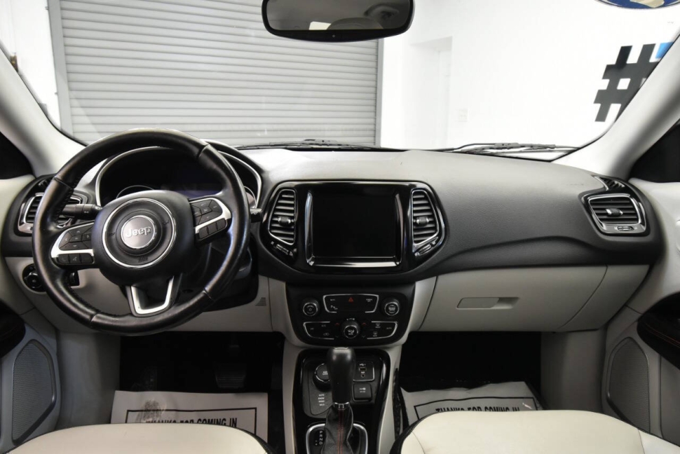 2020 Jeep Compass Limited, White, Mileage: 98,381 - photo 17