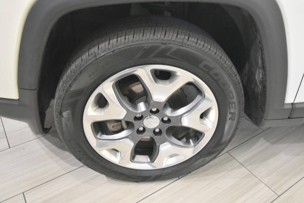 2020 Jeep Compass Limited, White, Mileage: 98,381 - photo 8
