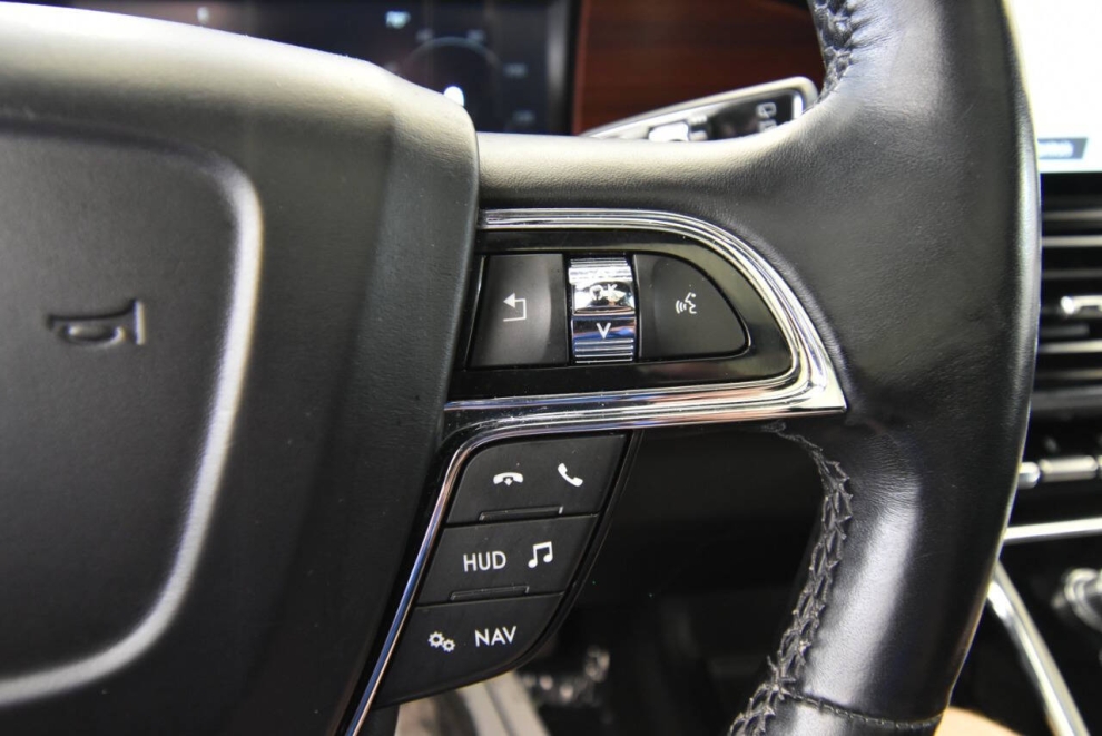 2021 Lincoln Navigator L Reserve 4x4 4dr SUV, Black, Mileage: 87,665 - photo 30