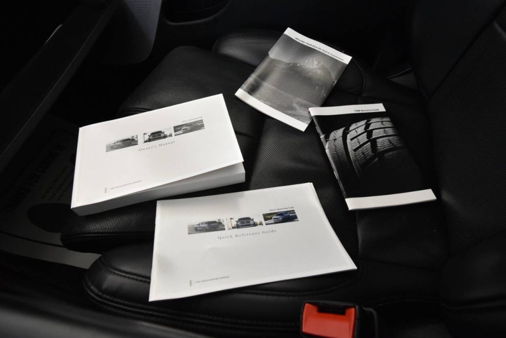 2021 Lincoln Navigator L Reserve 4x4 4dr SUV, Black, Mileage: 87,665 - photo 35