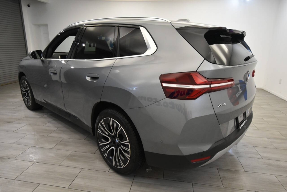 2025 BMW X3 xDrive30 AWD 4dr Sports Activity Vehicle, Gray, Mileage: 1,361 - photo 2