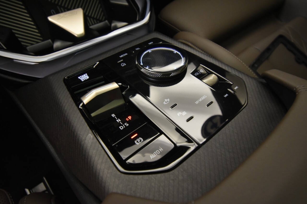 2025 BMW X3 xDrive30 AWD 4dr Sports Activity Vehicle, Gray, Mileage: 1,361 - photo 20