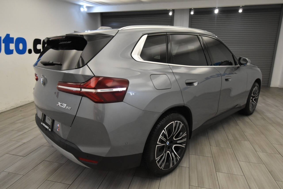 2025 BMW X3 xDrive30 AWD 4dr Sports Activity Vehicle, Gray, Mileage: 1,361 - photo 4