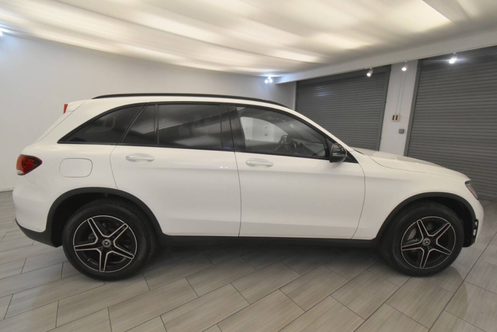 2022 Mercedes-Benz GLC GLC 300 4MATIC AWD 4dr SUV, White, Mileage: 77,244 - photo 5