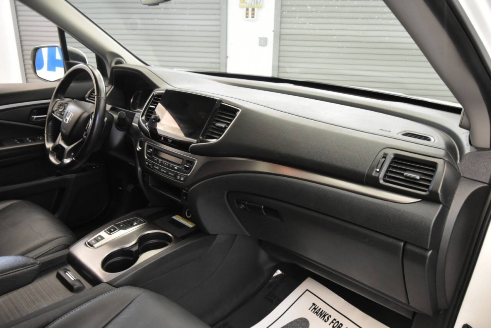 2021 Honda Pilot SE AWD 4dr SUV, White, Mileage: 63,096 - photo 14