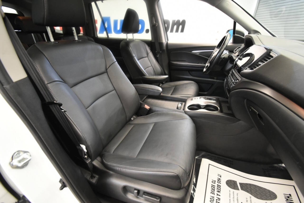 2021 Honda Pilot SE AWD 4dr SUV, White, Mileage: 63,096 - photo 15