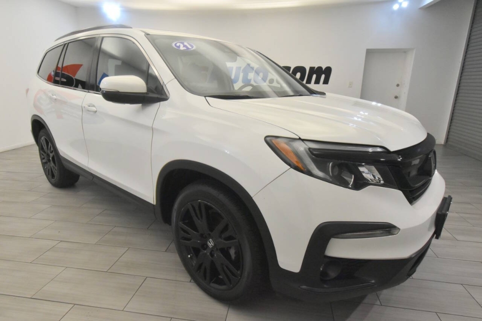 2021 Honda Pilot SE AWD 4dr SUV, White, Mileage: 63,096 - photo 6