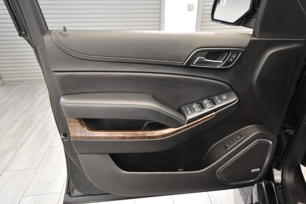 2019 Chevrolet Tahoe LT 4x4 4dr SUV, Black, Mileage: 66,304 - photo 11