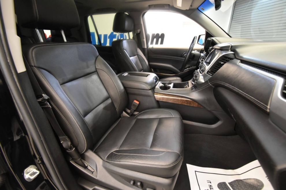 2019 Chevrolet Tahoe LT 4x4 4dr SUV, Black, Mileage: 66,304 - photo 16