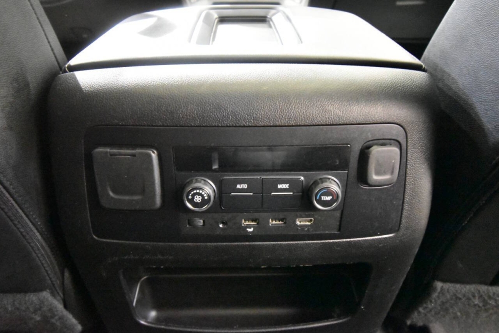 2019 Chevrolet Tahoe LT 4x4 4dr SUV, Black, Mileage: 66,304 - photo 18